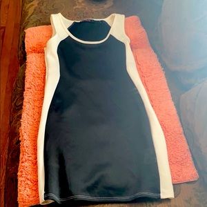 Black and white bodycon dress